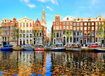 Amsterdam Canal CruiseAmsterdam School trip